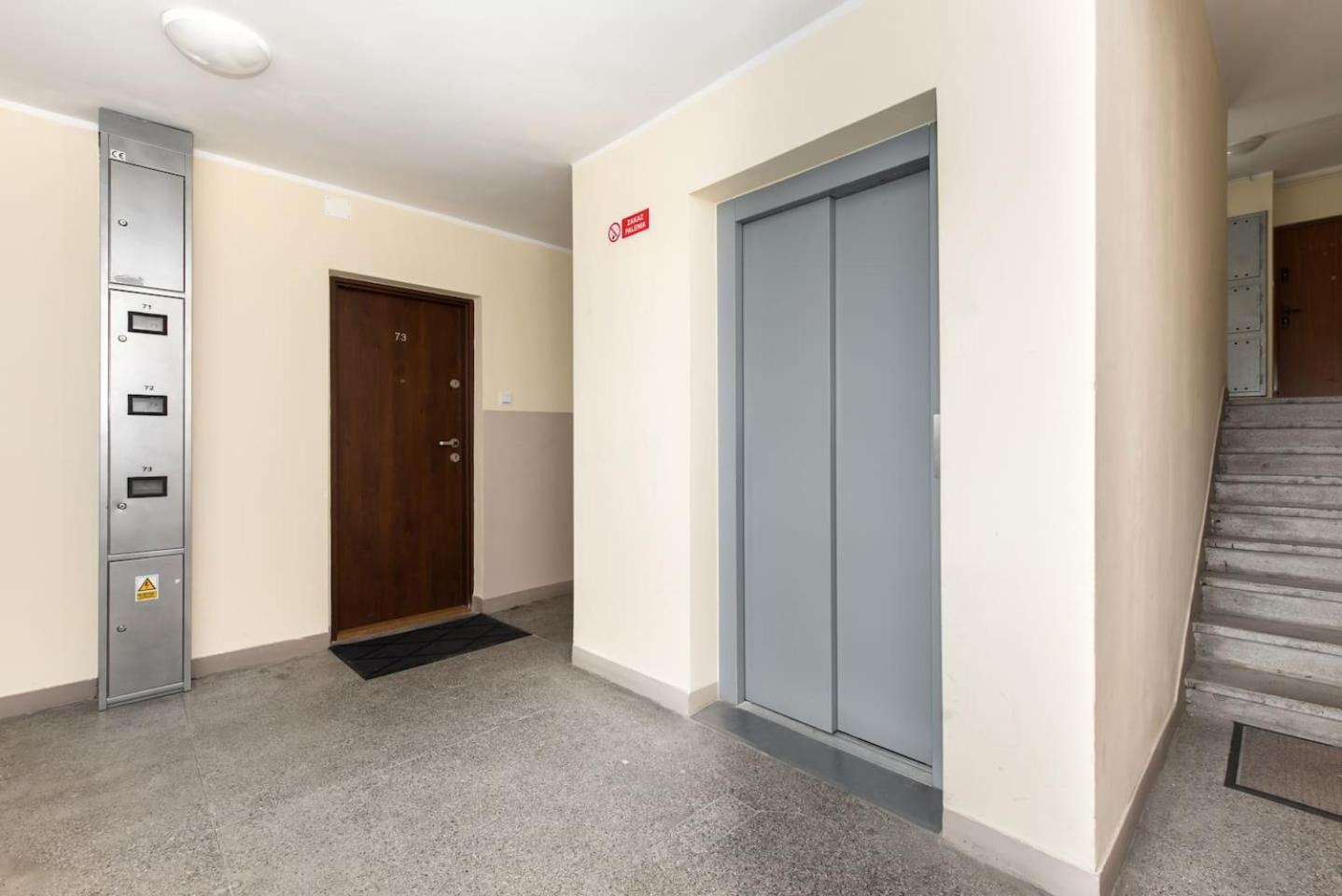 Superapart Belwederska Room B Ministudio Warsaw Exterior photo